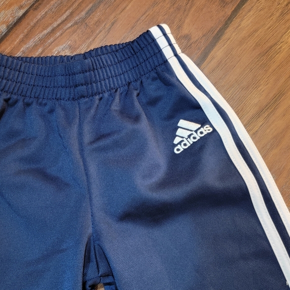 Adidas track suit set - Picture 5 of 11